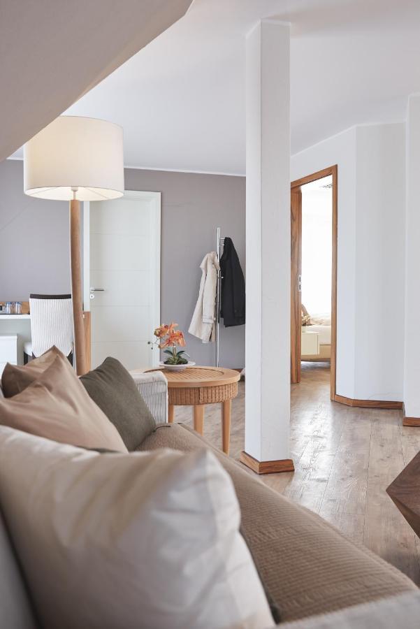 Kluet Hotel Hamelin Eksteriør billede