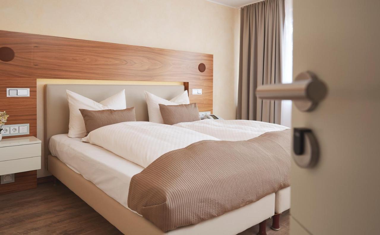 Kluet Hotel Hamelin Eksteriør billede