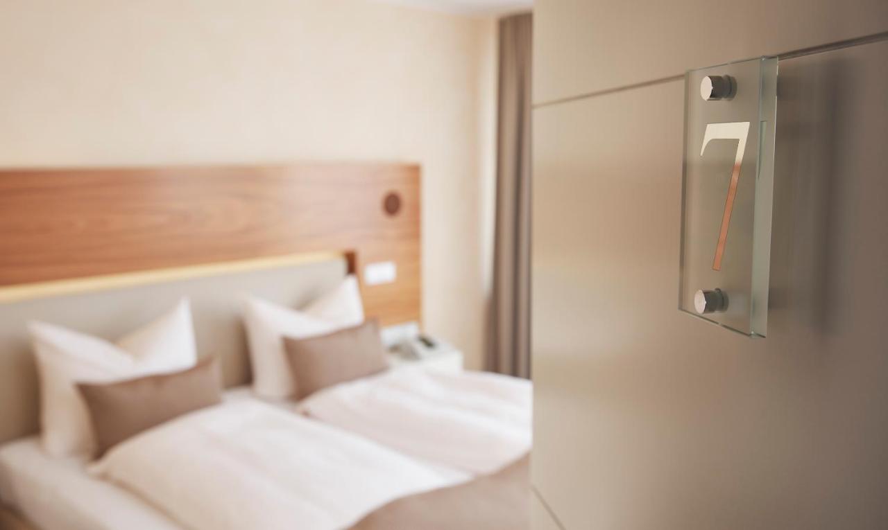 Kluet Hotel Hamelin Eksteriør billede